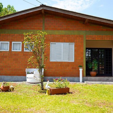 Iguazu Alojamiento "La Casa" Puerto Iguazu Ruang foto